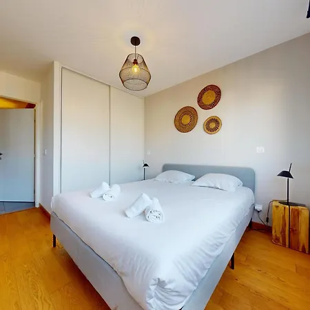 Le Concert - Confortable 3 Pieces De 60 M Proche Et Vieille Apartament